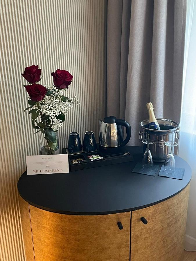 Prokop Square Hotel