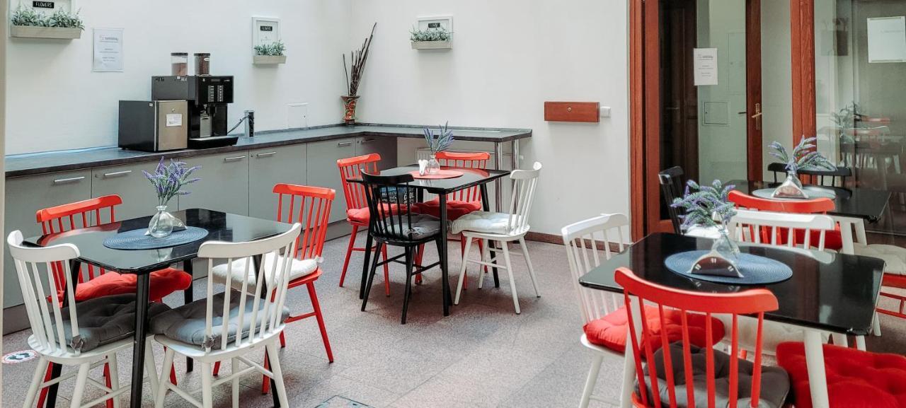 Safestay Prague Charles Bridge Albergue *