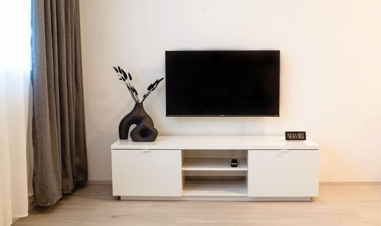 Tran Chien With Free Private Parking Apartamento Praga