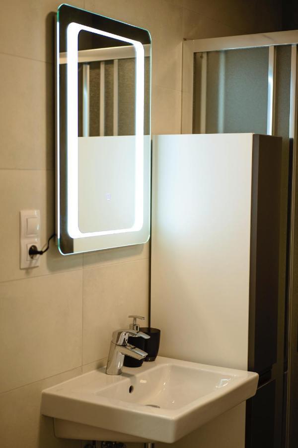 Apartamento Tran Chien With Free Private Parking Praga