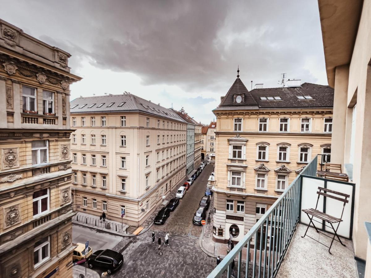 Turnkey I Vintage Terrace Prague