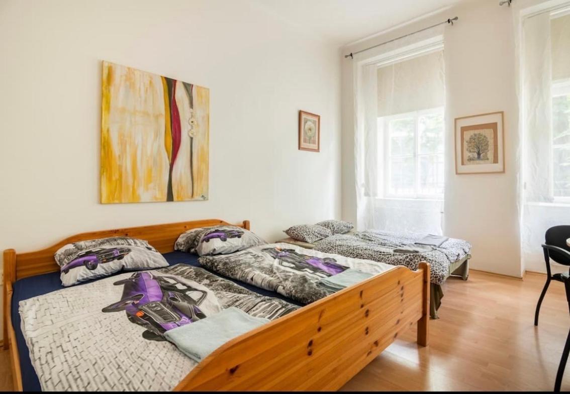 Stepanska Apartment *