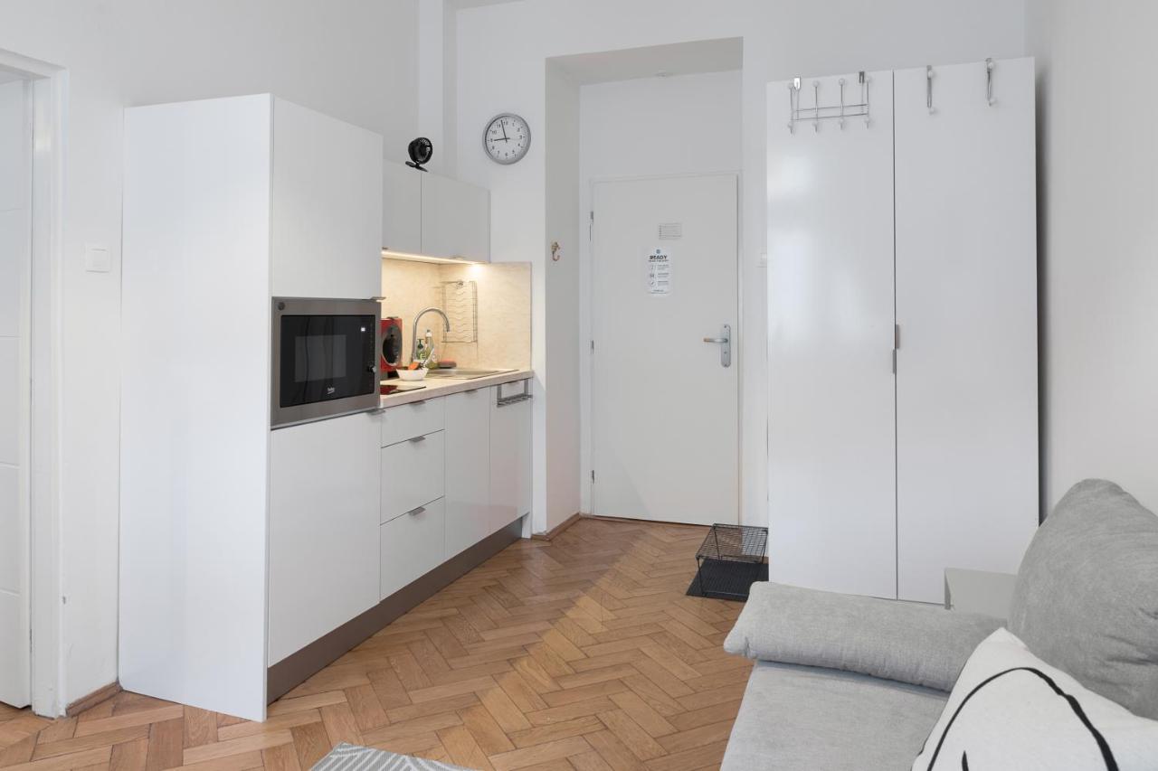 Skolska Junior Apartment *
