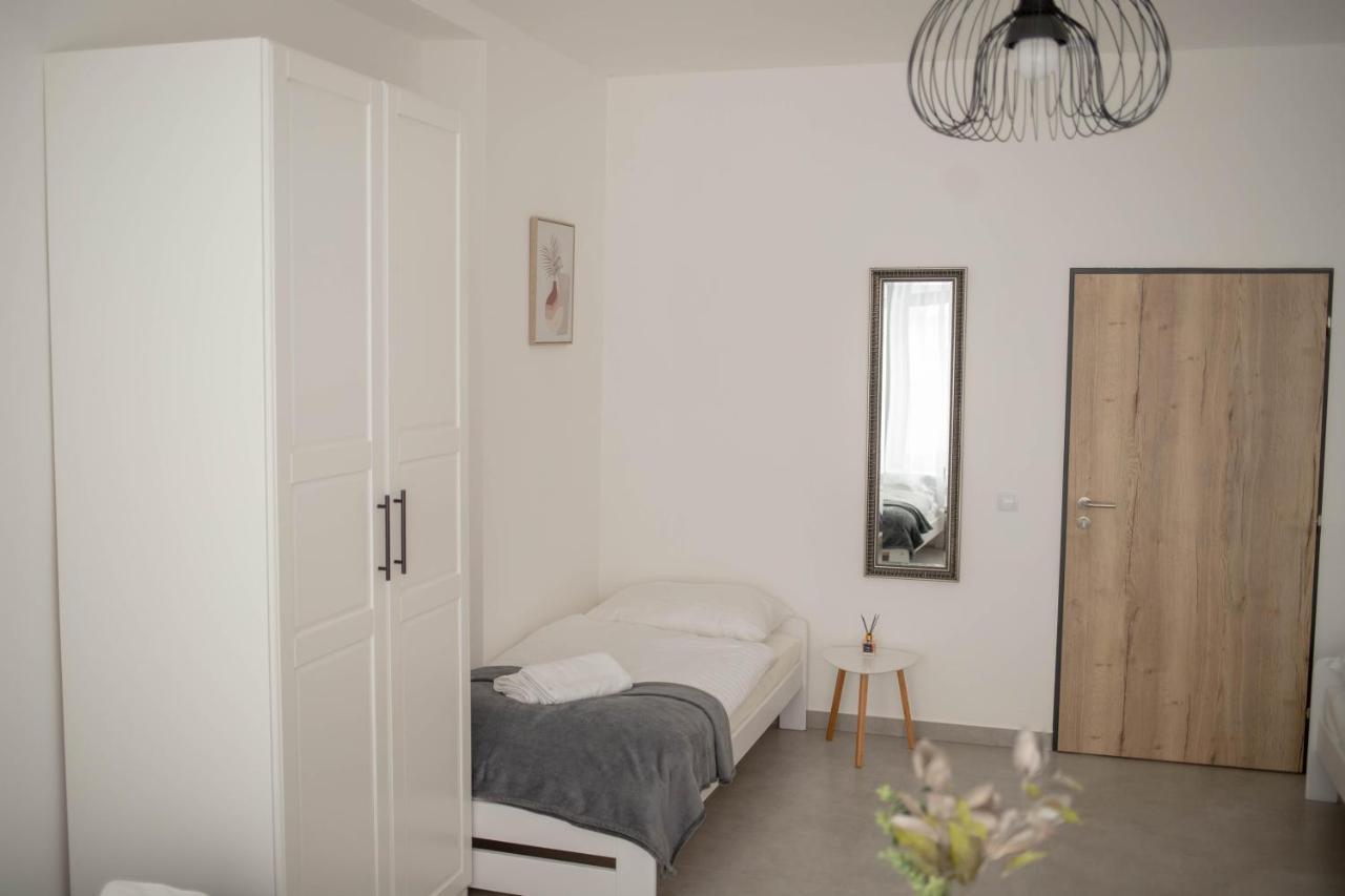 Apartment Rezidence Kbely - Free Parking Prague