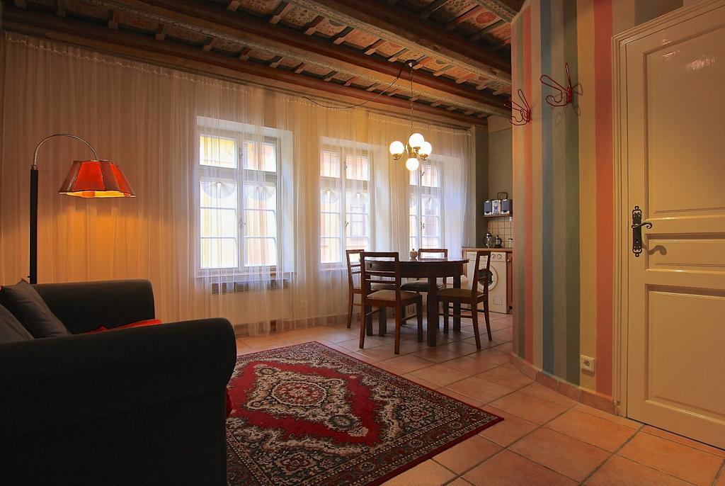 Vlasska House At The 3 Swallows Prague