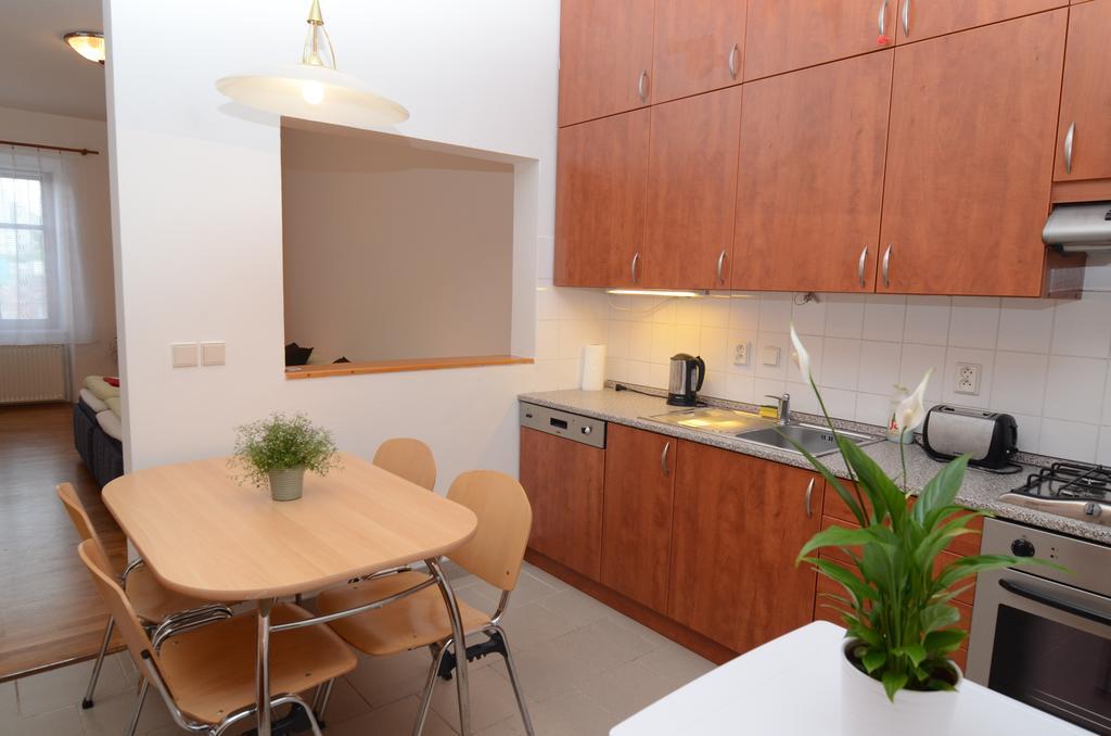 Karlin Apartment *
