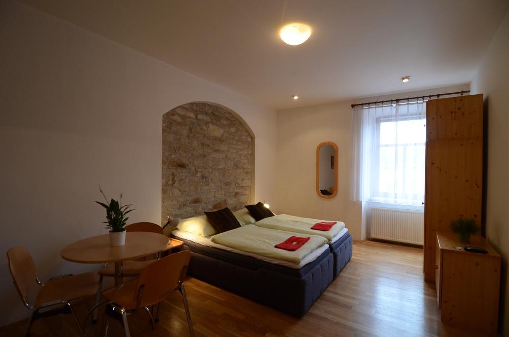 Karlin Apartment *