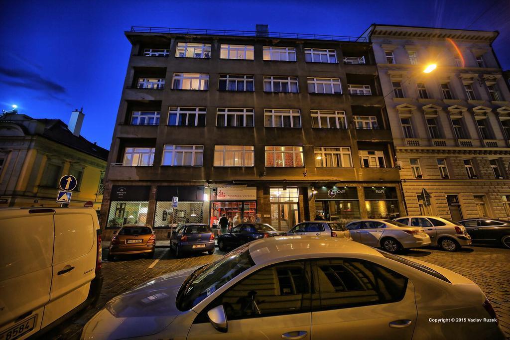 Vorsilska Apartment *
