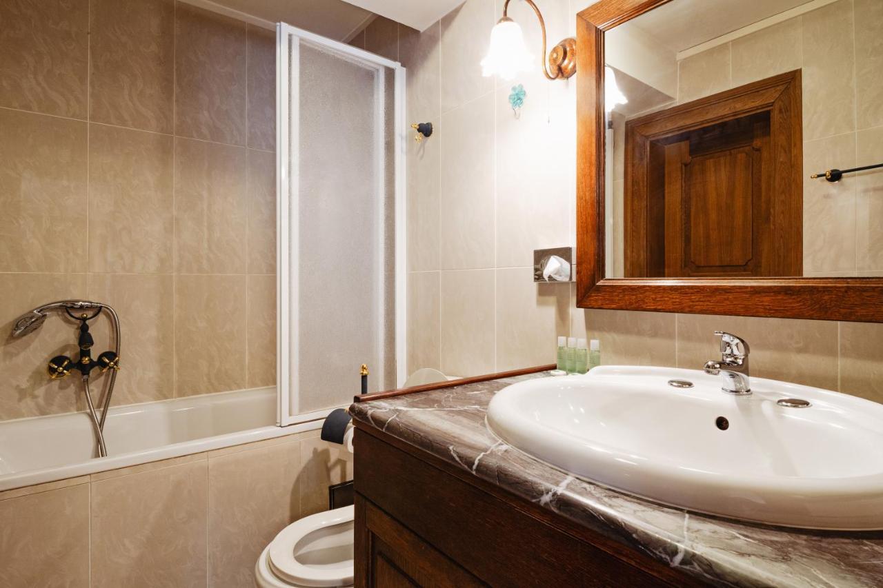 Guest house U Modreho Orla - At The Blue Eagle *