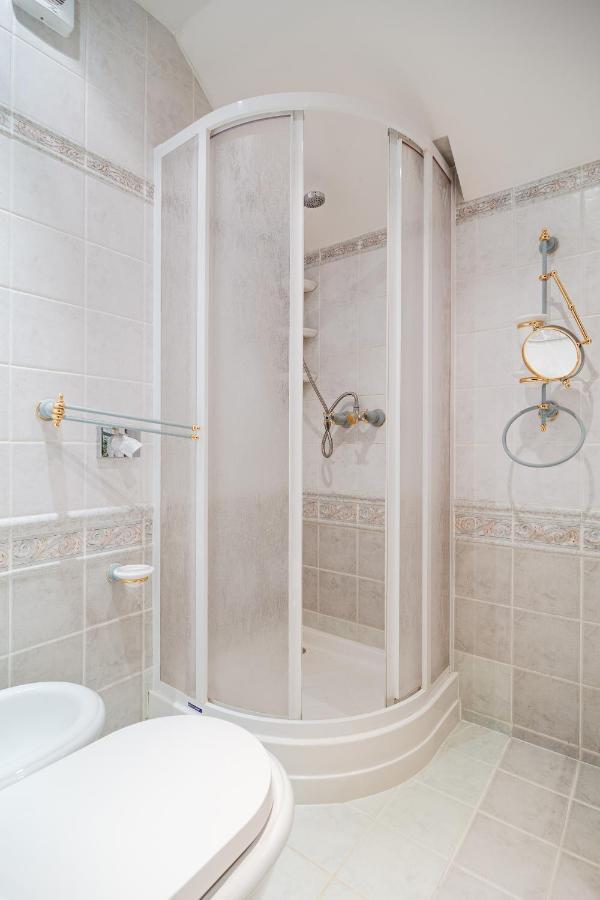 Guest house U Modreho Orla - At The Blue Eagle Prague