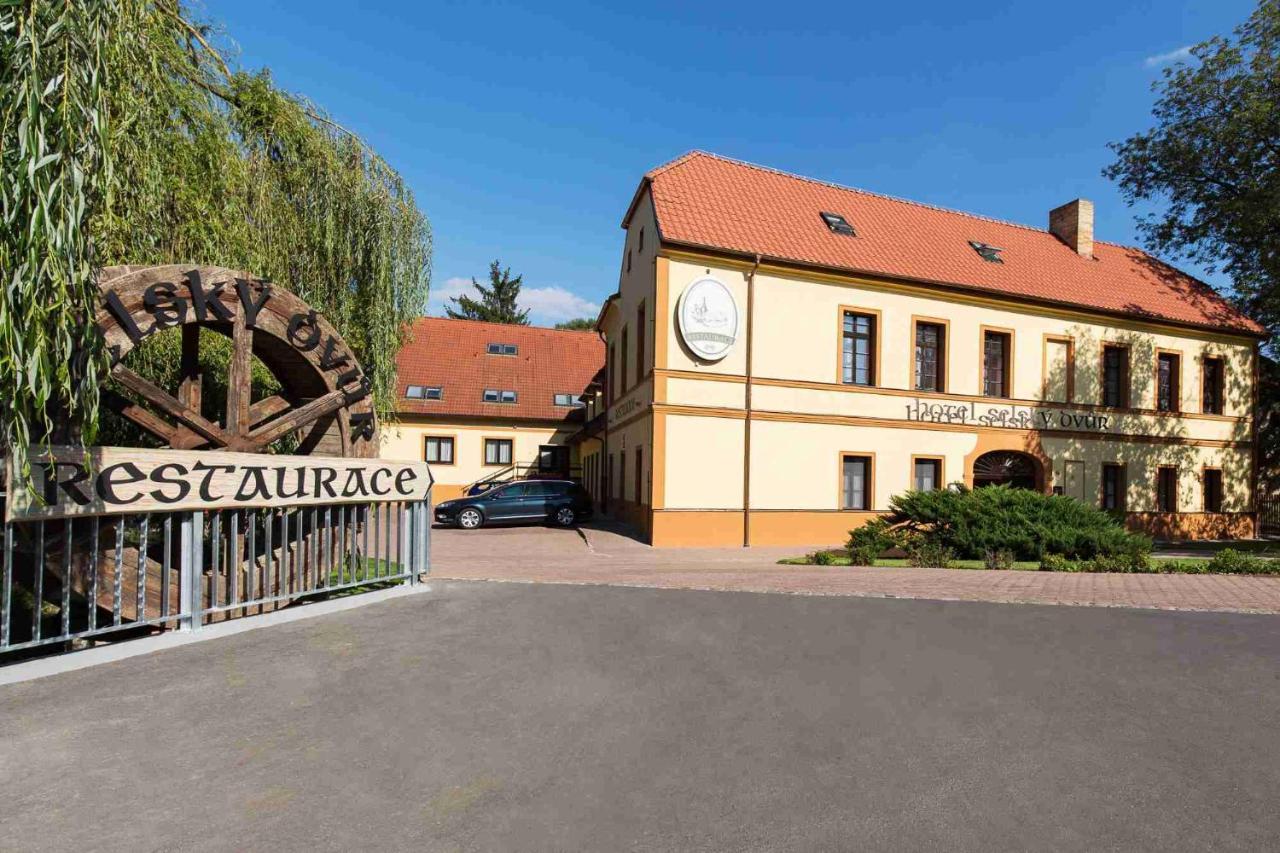 Selsky Dvur - Bohemian Village Courtyard Otel 4*