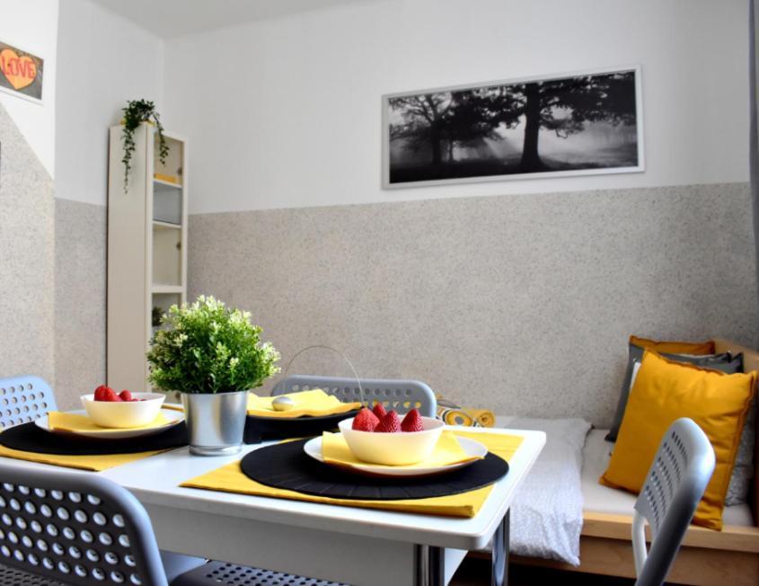 Apartamento Romantic Bijou Near Old Town!