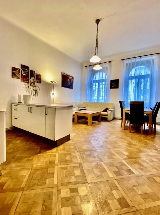 Spacious Cozy In Centre Prague
