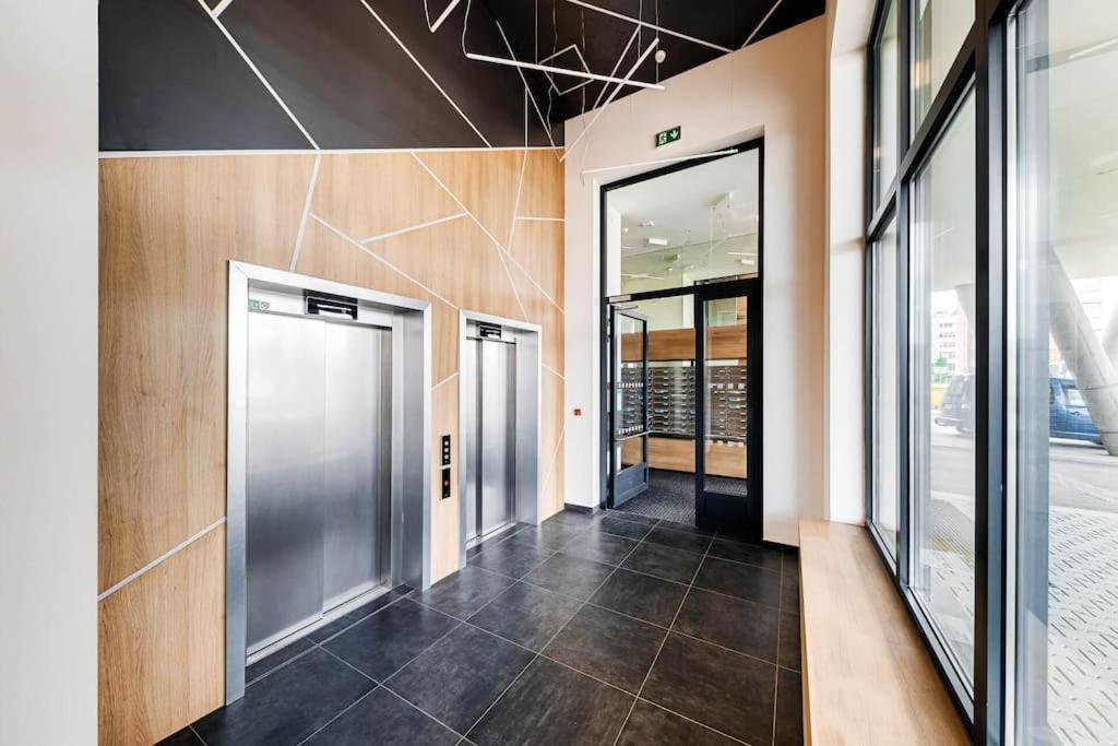 The Dante - Family And Friends Apartments, Free Parking * Prague