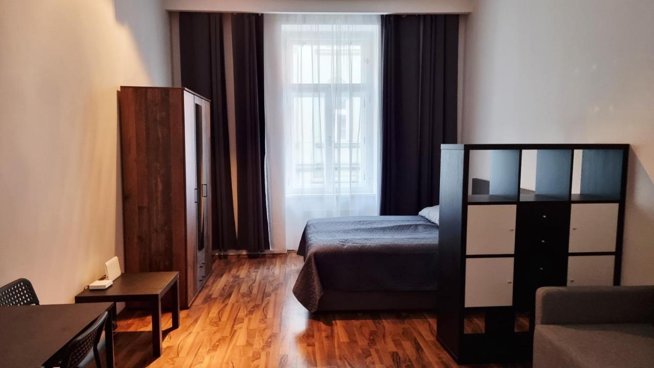 Apartment Comfortable Great Location Close To Center Prag