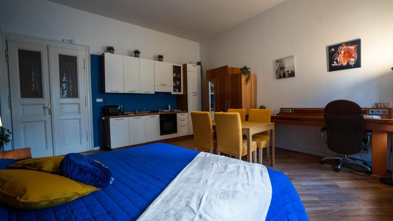 Nux Old Town Square Masna Daire Prag
