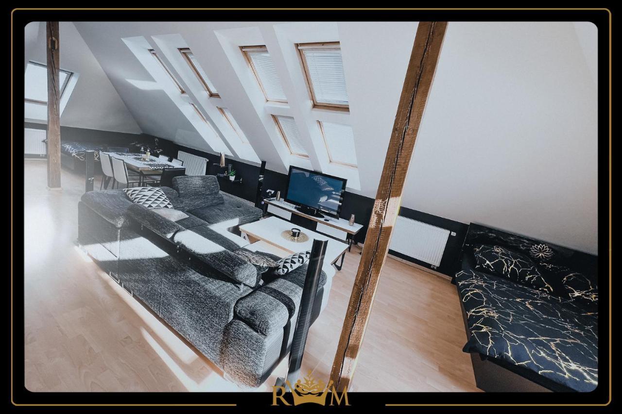 Rm Luxury In • 6 People • Free Parking • Pets Prag