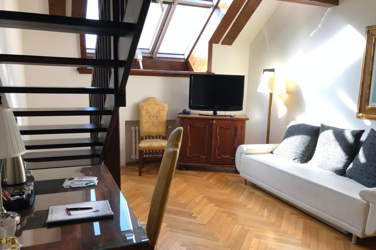 Charles Bridge Palace Hotel