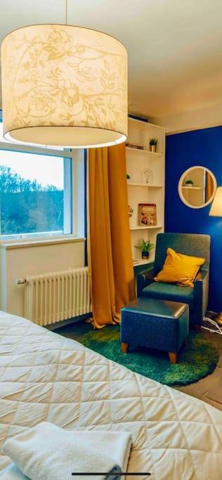 Lovely 3bd - Rooftop - Jacuzzi&sauna * Prague