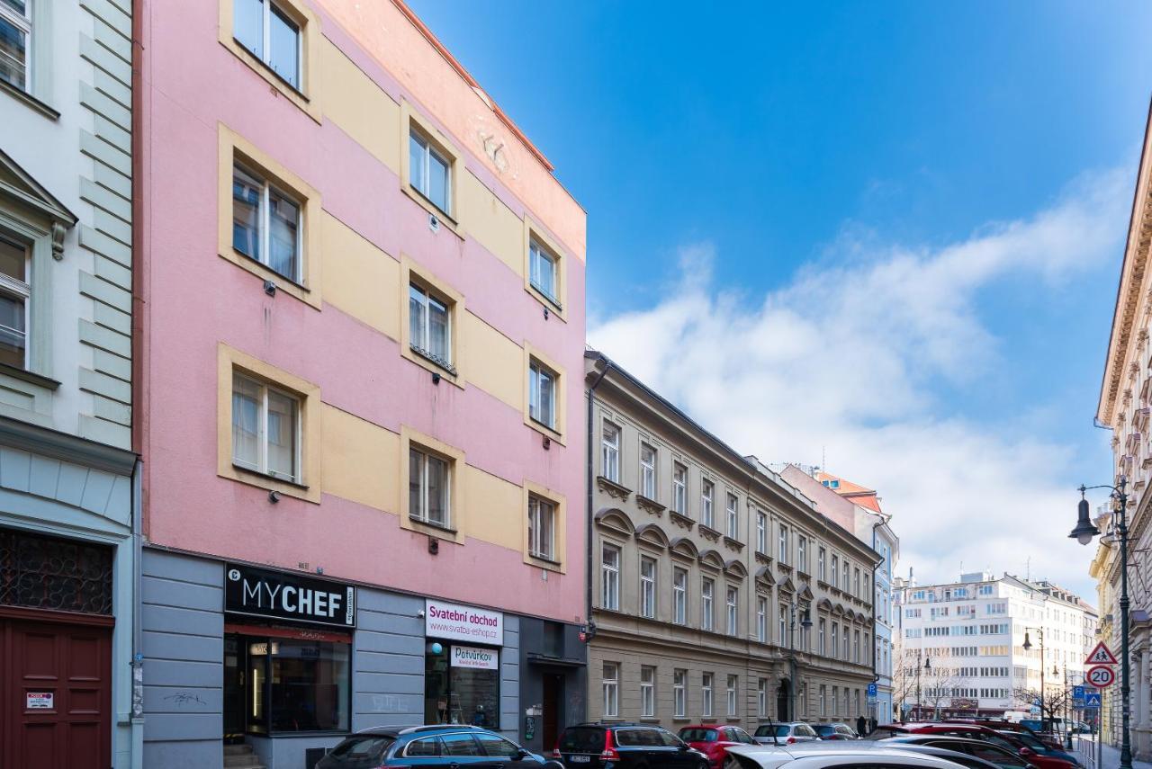 Crystal Apartment Prague