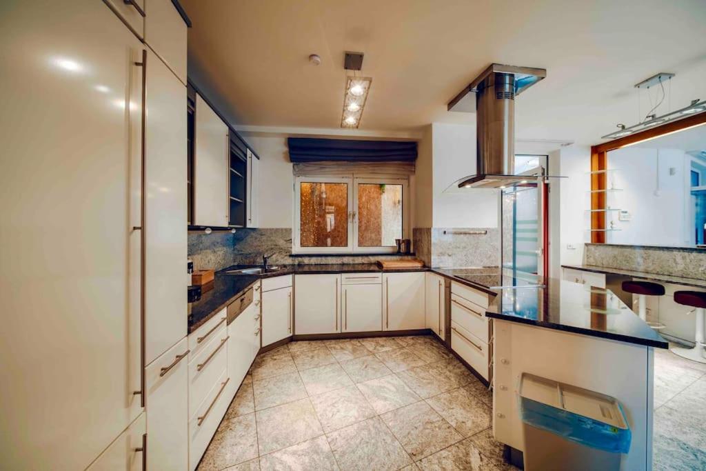 Apartment Miami Lovely Romantic Garden With Whirlpool
