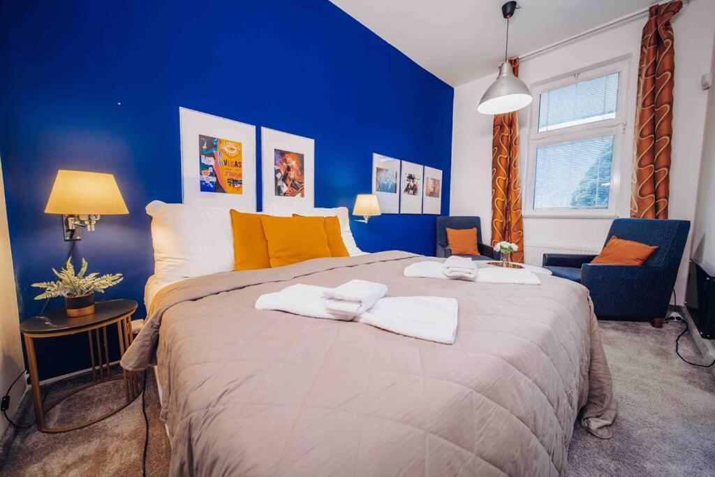 Unique With Private Pool, Cinema, Apartment