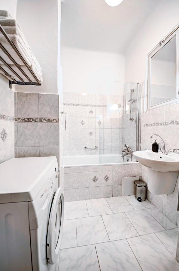 Appartement Turnkey I Vintage Terrace Prague