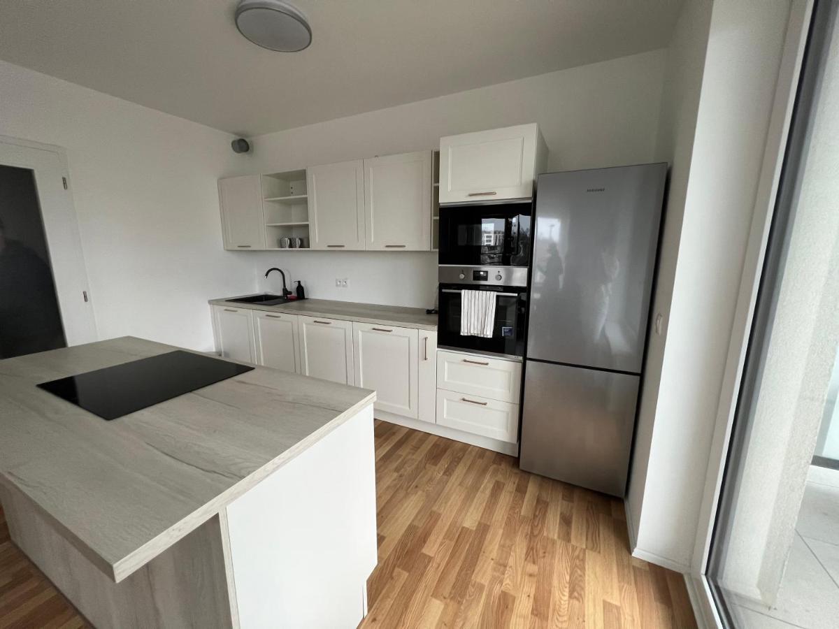 The Dante - Family And Friends Apartments, Free Parking * Prague