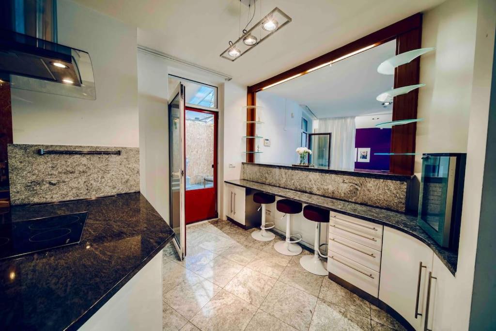 Miami Lovely Romantic Garden With Whirlpool Apartment *