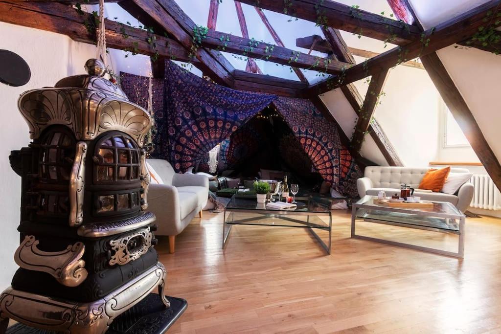 Fairytale Duplex - Billiard - Whirlpool - Cinema - Old Town Apartamento *