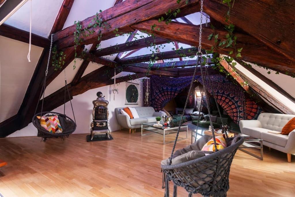 Fairytale Duplex - Billiard - Whirlpool - Cinema - Old Town *