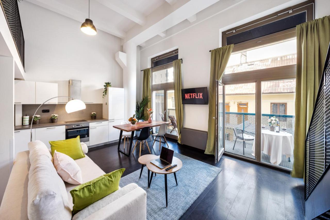 Duplex With 3 Bedrooms Prague