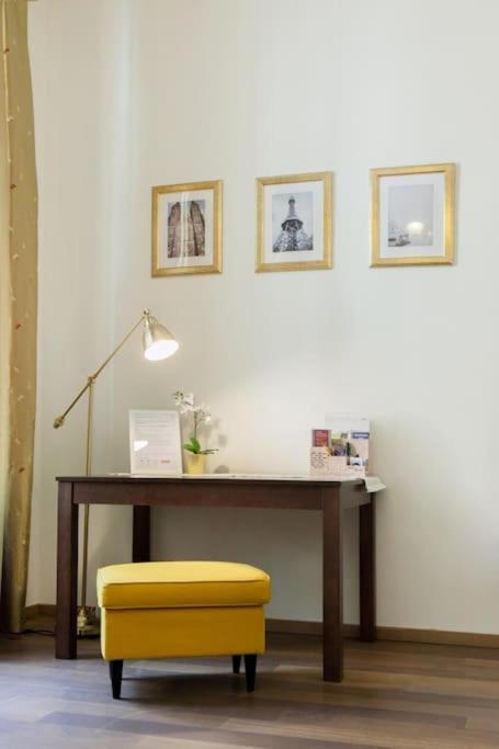 Rhythm And Style In City Center Andel Apartment Prague