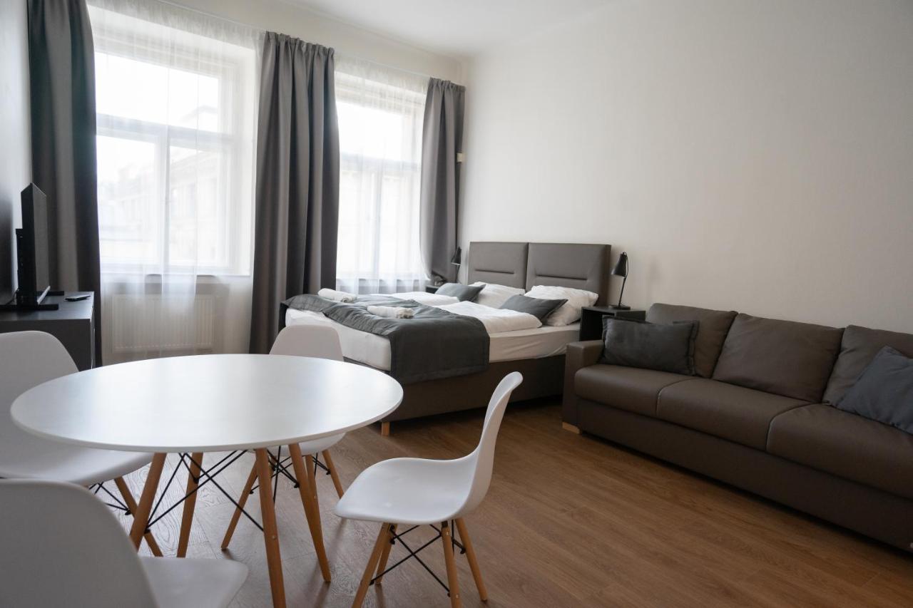Aparthotel St Havel Old Town 4*