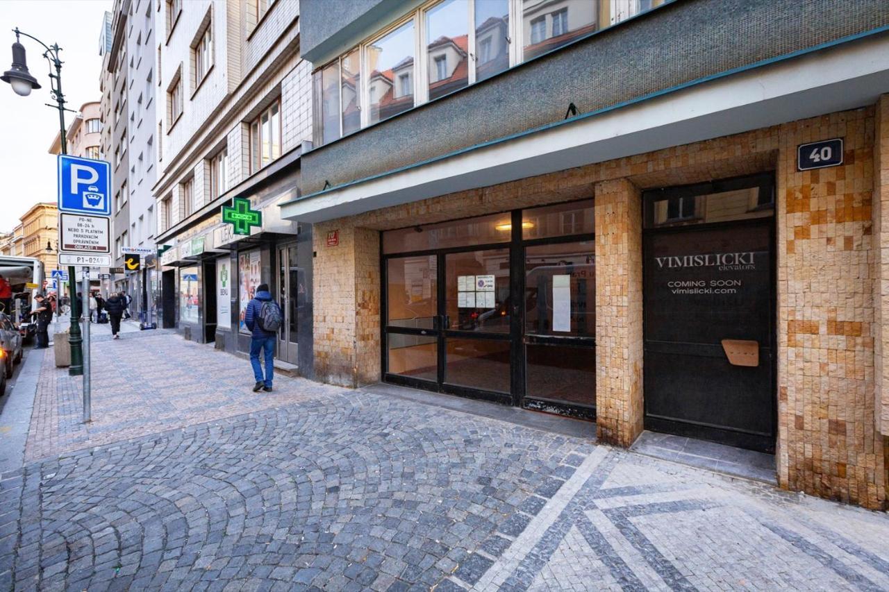 Quiet & Cozy Apartment/ Balcony / Popular Location * Prague