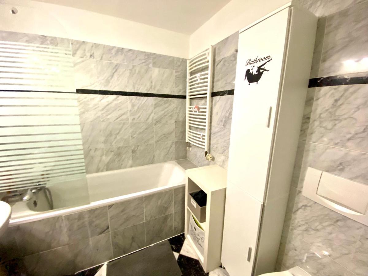 Fantastic In The Center Apartment Prague