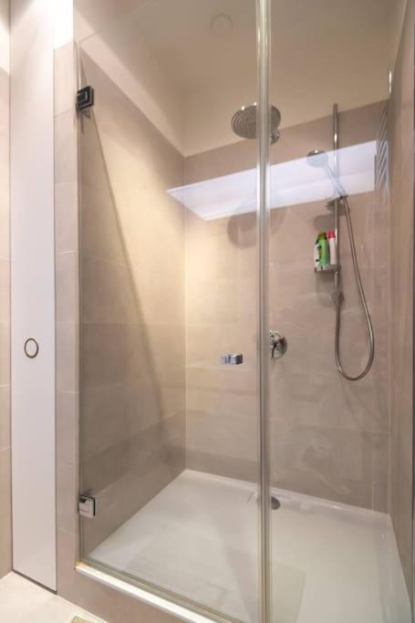 Old Town Square Luxury Apartamento *