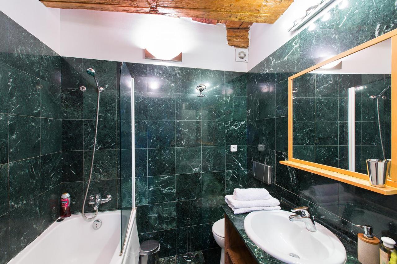 Boheme Old Town Square Apartment *