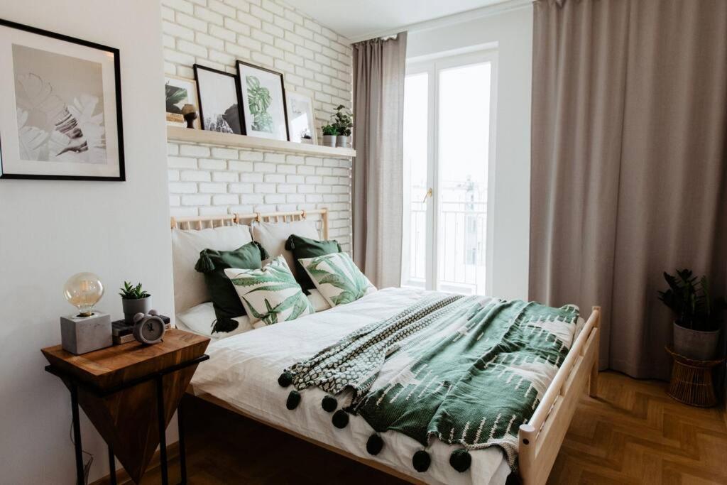 Apartment Loft With Balcony In Centre