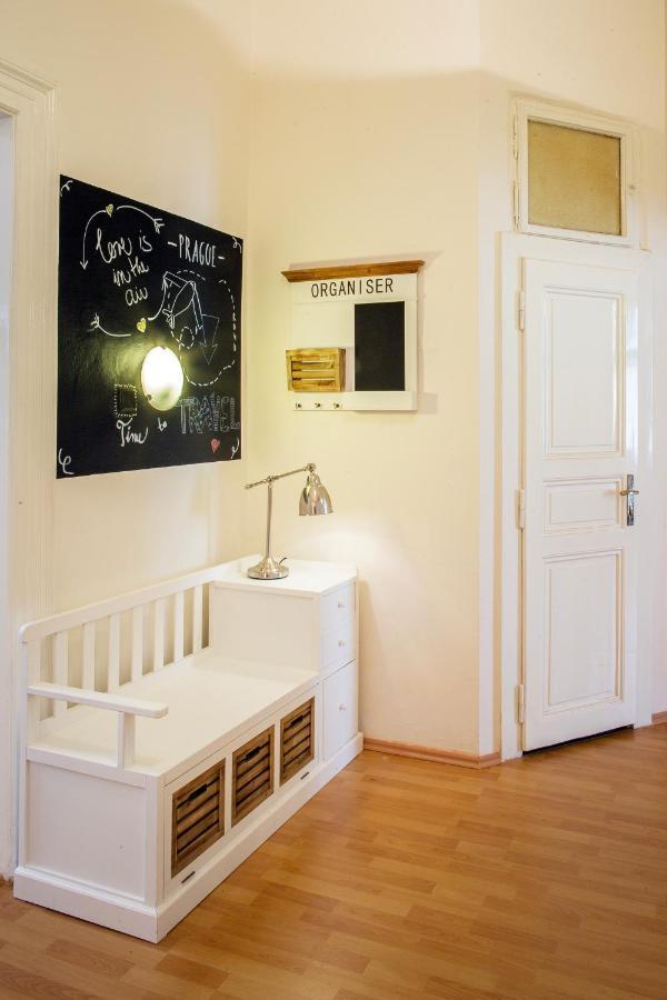 Large 3 Bdr In The Heart Of *
