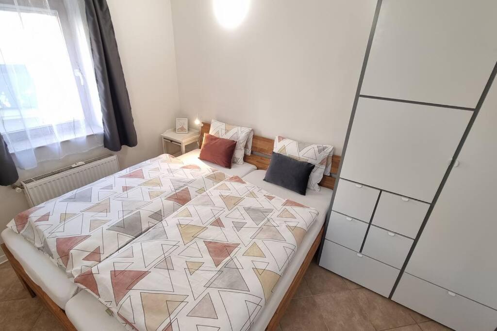 Cozy 1-br Apt. Vt Near Wenceslas Sq. *