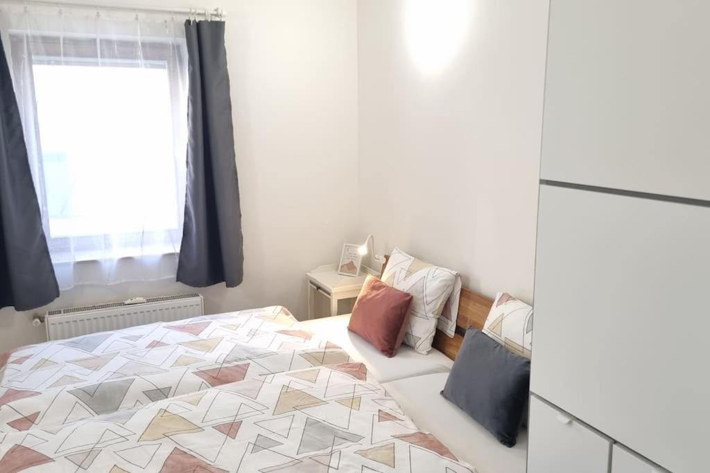 Apartment Cozy 1-br Apt. Vt Near Wenceslas Sq. *