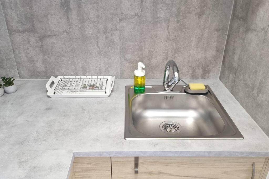 Apartment Cozy 1-br Apt. Vt Near Wenceslas Sq. *