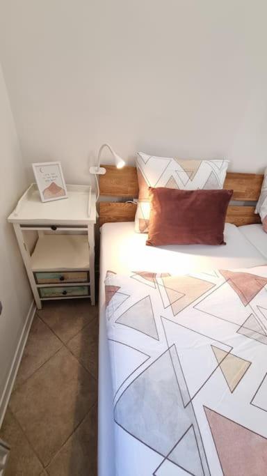 Cozy 1-br Apt. Vt Near Wenceslas Sq. *