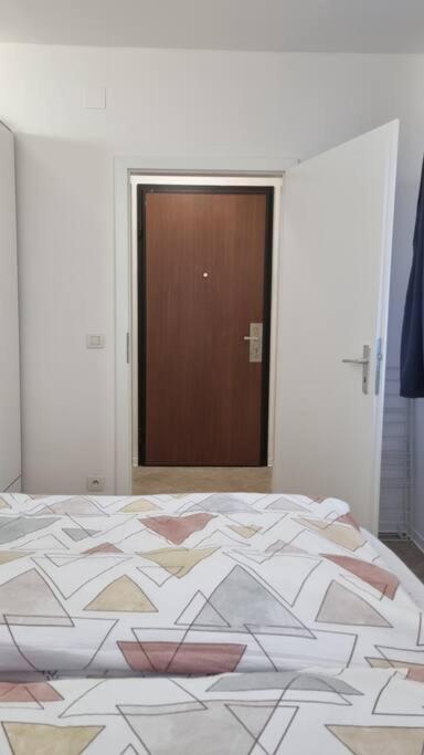 Cozy 1-br Apt. Vt Near Wenceslas Sq.