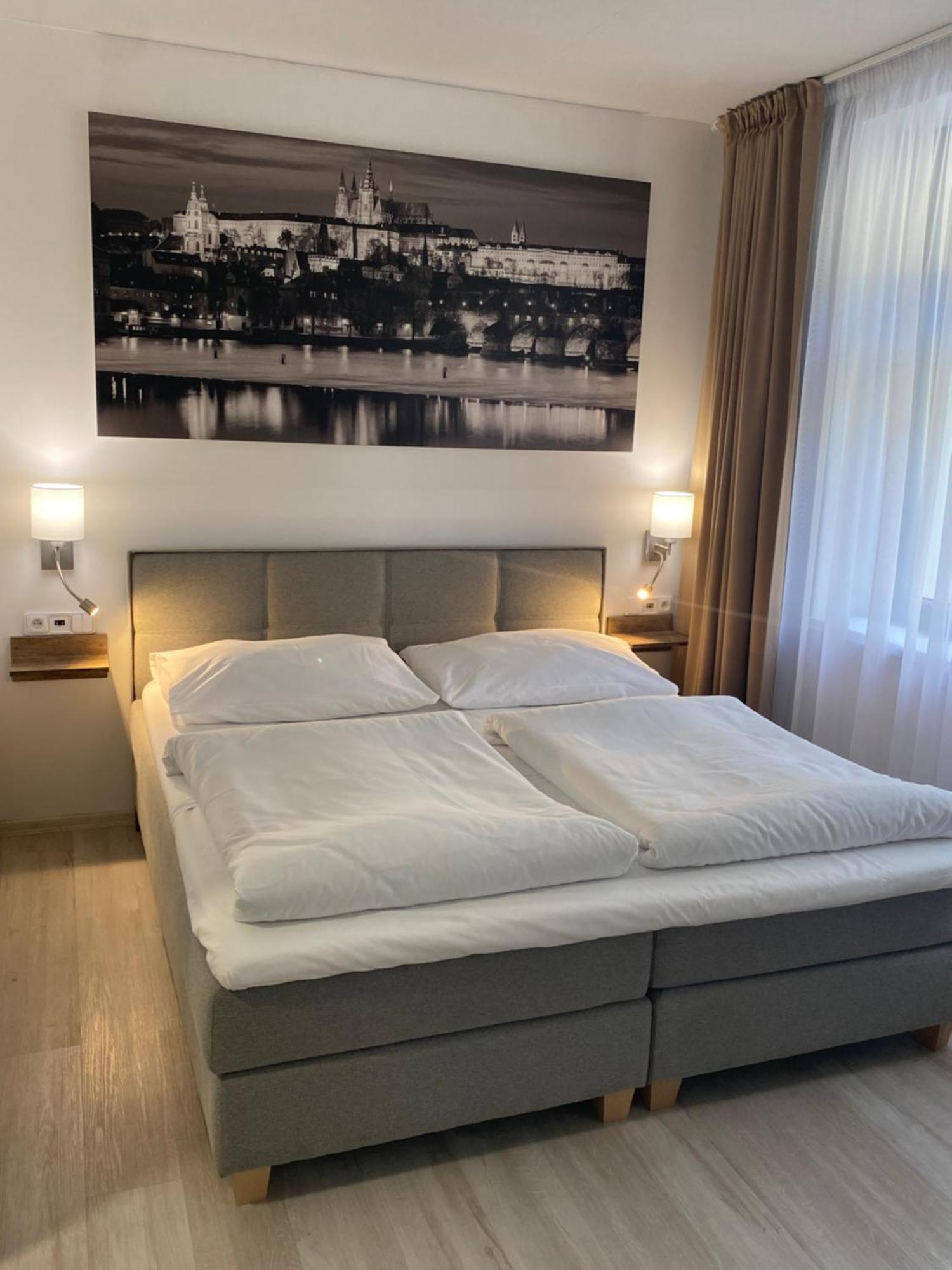 Hotel Adeba