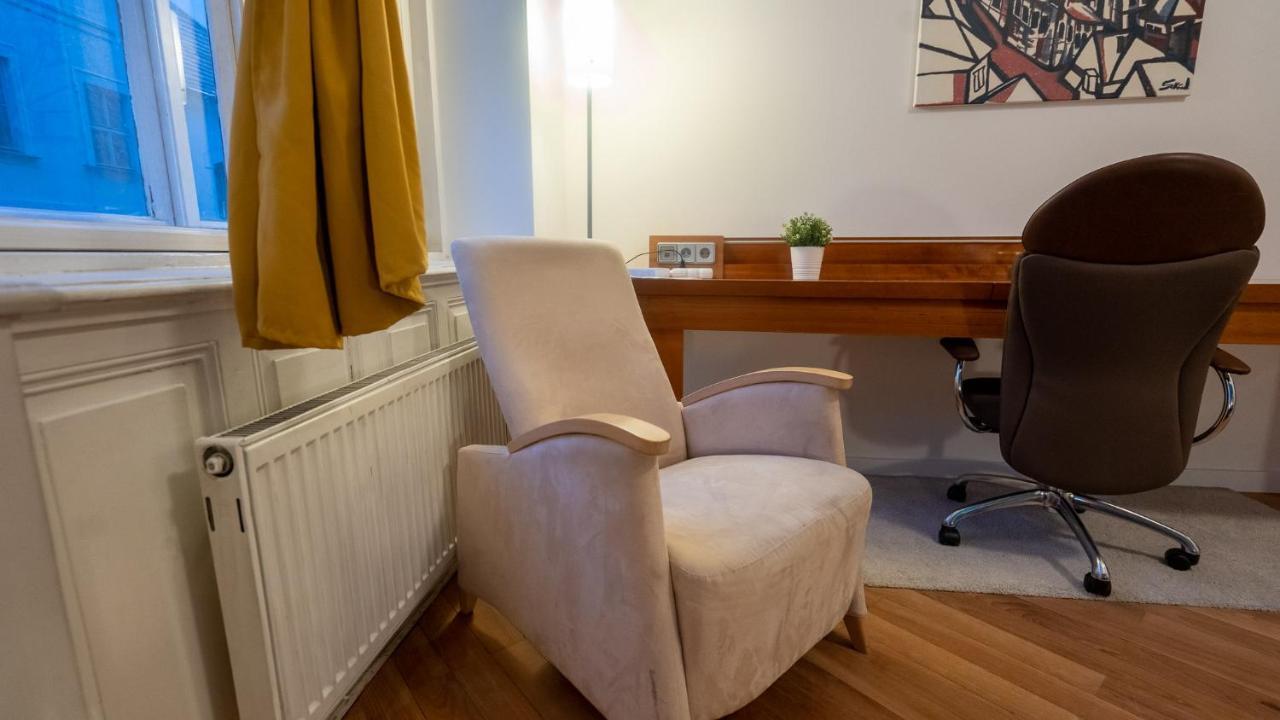 Apartamento Nux Old Town Square Masna *