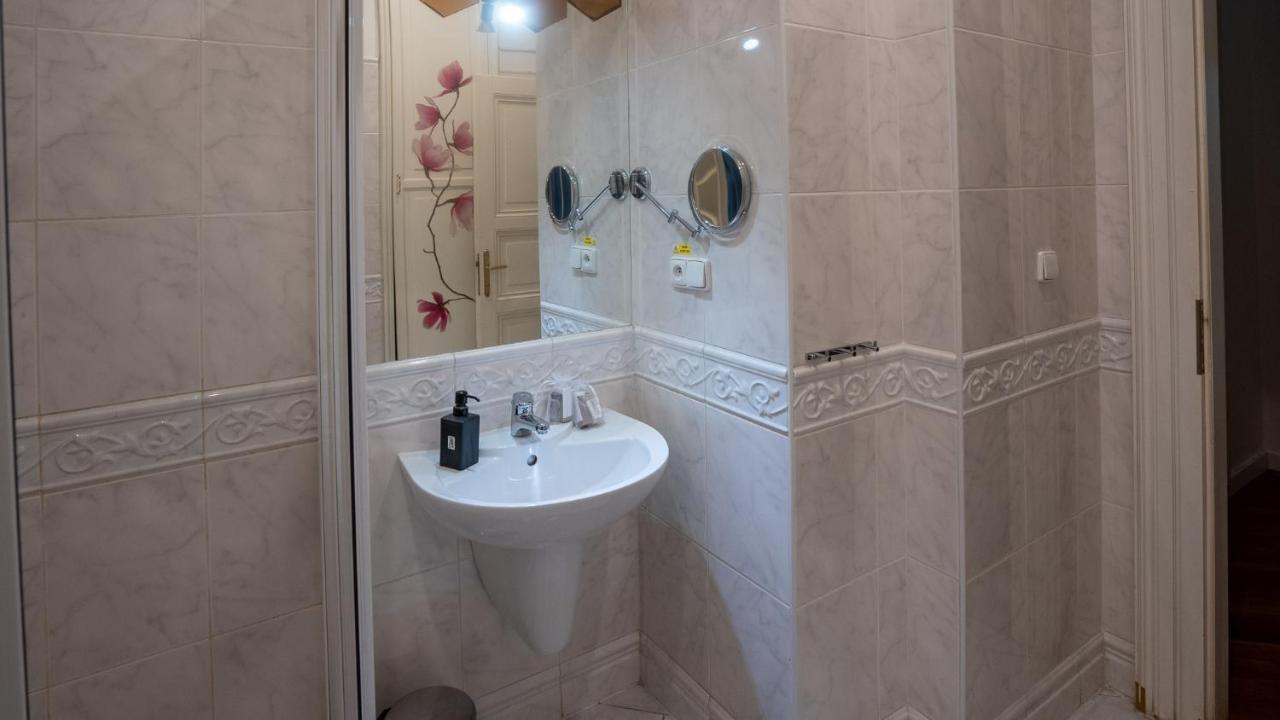 Apartamento Nux Old Town Square Masna