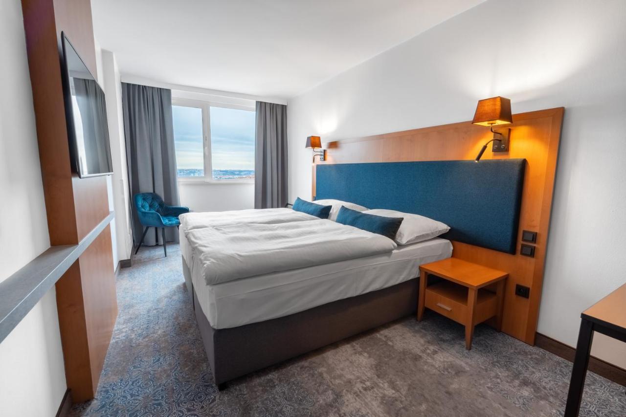Orea Pyramida 4* Prague