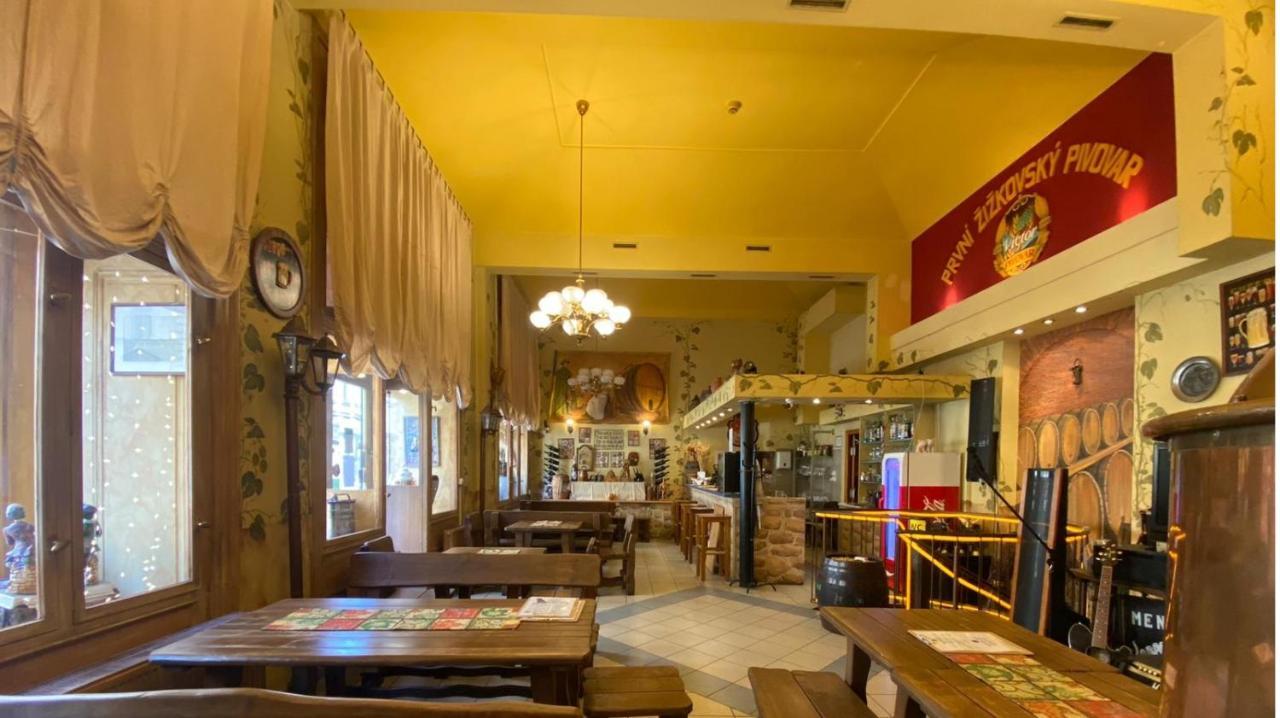 Hotel Victor